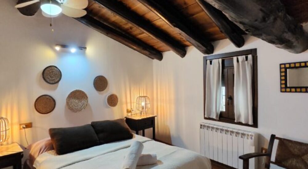 casa-gran-turia-Panoramica-habitacion-Turia-600x600-1
