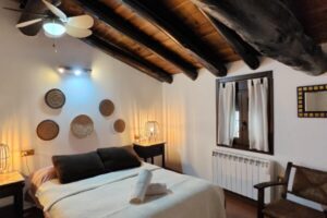 casa-gran-turia-Panoramica-habitacion-Turia-600x600-1
